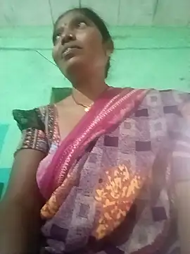 Snapshot of Jivika_Jaiswal chatting on November 3, 2025, 1:51 am Jivika Jaiswal online show from November 3, 2025, 1:51 am