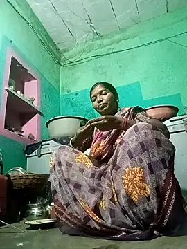 Snapshot of Jivika_Jaiswal chatting on November 3, 2025, 3:02 pm Jivika Jaiswal online show from November 3, 2025, 3:02 pm