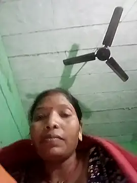 Snapshot of Jivika_Jaiswal chatting on November 6, 2025, 2:51 pm Jivika Jaiswal online show from November 6, 2025, 2:51 pm