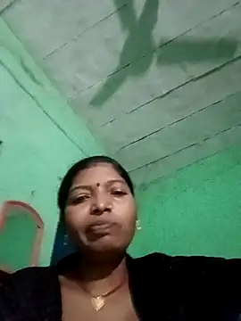 Snapshot of Jivika_Jaiswal chatting on November 16, 2025, 1:11 am Jivika Jaiswal online show from November 16, 2025, 1:11 am