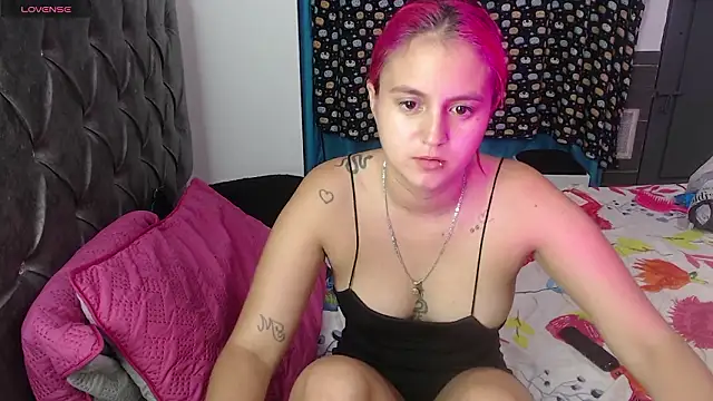EmilyCoy  online show from March 20, 2026, 6:40 am