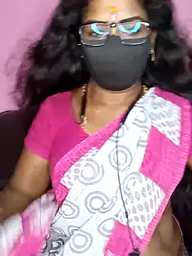 Snapshot of tamilammukuttyy chatting on September 19, 2025, 3:56 pm tamilammukuttyy online show from September 19, 2025, 3:56 pm