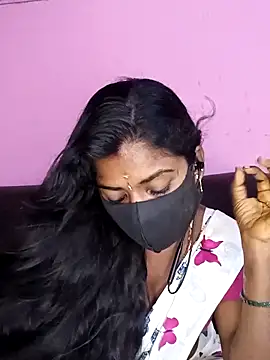 Snapshot of tamilammukuttyy chatting on November 11, 2025, 12:10 am tamilammukuttyy online show from November 11, 2025, 12:10 am