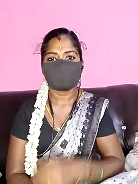 Snapshot of tamilammukuttyy chatting on November 11, 2025, 3:01 pm tamilammukuttyy online show from November 11, 2025, 3:01 pm