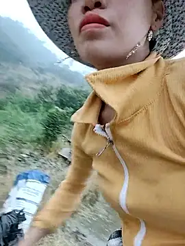 Tin tanny online show from December 5, 2025, 12:52 am