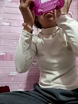 Tin tanny online show from March 8, 2026, 12:08 am