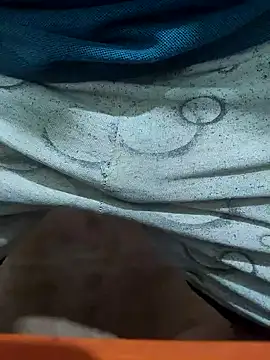 Snapshot of ComicPus chatting on September 10, 2025, 6:02 am ComicPus online show from September 10, 2025, 6:02 am