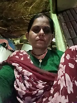 Snapshot of Hot_rachnasexy chatting on June 3, 2026, 5:32 am Hot rachnasexy online show from June 3, 2026, 5:32 am