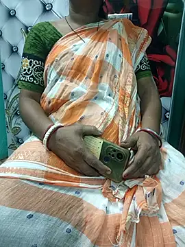 Snapshot of desi_boudi87 chatting on September 14, 2025, 12:26 pm desi boudi87 online show from September 14, 2025, 12:26 pm