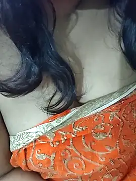 Snapshot of desi_boudi87 chatting on September 16, 2025, 8:04 am desi boudi87 online show from September 16, 2025, 8:04 am