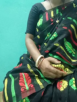 Snapshot of desi_boudi87 chatting on September 25, 2025, 11:14 am desi boudi87 online show from September 25, 2025, 11:14 am