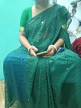 Snapshot of desi_boudi87 chatting on October 8, 2025, 1:09 pm desi boudi87 online show from October 8, 2025, 1:09 pm