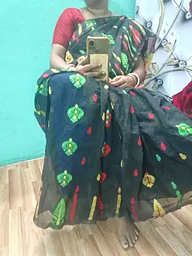 Snapshot of desi_boudi87 chatting on October 17, 2025, 12:41 pm desi boudi87 online show from October 17, 2025, 12:41 pm