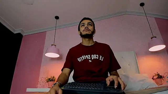 Boss Domiinator online show from March 6, 2026, 12:12 pm