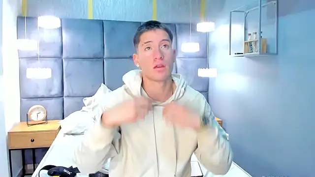 HunterHeat  online show from September 19, 2025, 12:50 pm