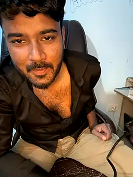 Snapshot of MeekBatgirl chatting on October 12, 2025, 12:59 pm MeekBatgirl online show from October 12, 2025, 12:59 pm