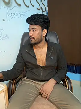 Snapshot of MeekBatgirl chatting on November 22, 2025, 4:28 pm MeekBatgirl online show from November 22, 2025, 4:28 pm