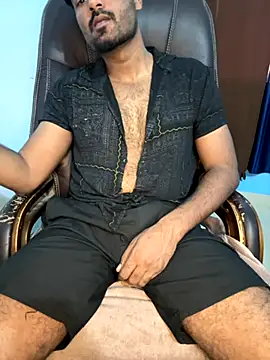 Snapshot of MeekBatgirl chatting on November 29, 2025, 11:02 am MeekBatgirl online show from November 29, 2025, 11:02 am