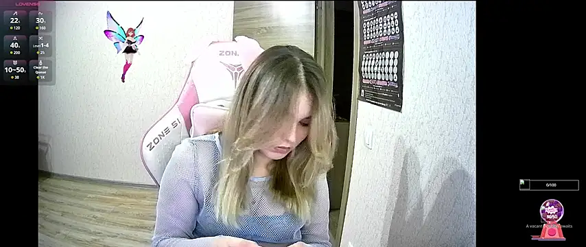 Snapshot of Kris_Moss chatting on October 21, 2025, 8:09 pm Kris Moss online show from October 21, 2025, 8:09 pm