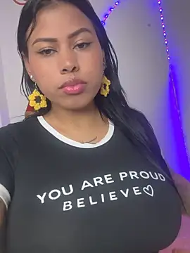 Michluxe 69 online show from December 16, 2025, 2:38 am