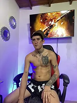Snapshot of dilan_abraham12 chatting on May 17, 2026, 7:10 pm dilan abraham12 online show from May 17, 2026, 7:10 pm