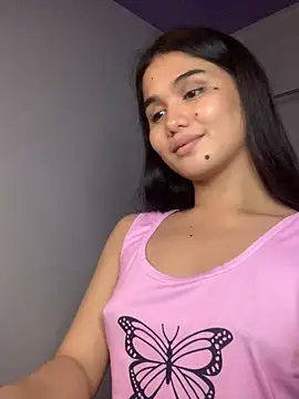 Snapshot of AngelHille chatting on September 27, 2025, 4:50 am AngelHille online show from September 27, 2025, 4:50 am