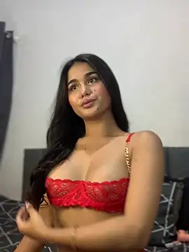 Snapshot of AngelHille chatting on April 7, 2026, 2:06 pm AngelHille online show from April 7, 2026, 2:06 pm