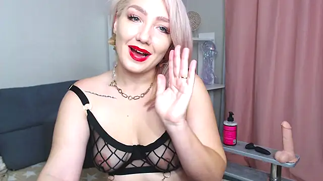 selenallen online show from November 29, 2025, 3:48 pm