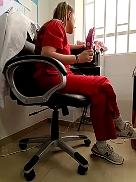 Madisson-04  online show from March 10, 2026, 3:06 pm