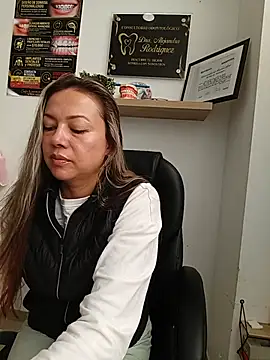 Madisson-04  online show from July 13, 2026, 1:03 pm