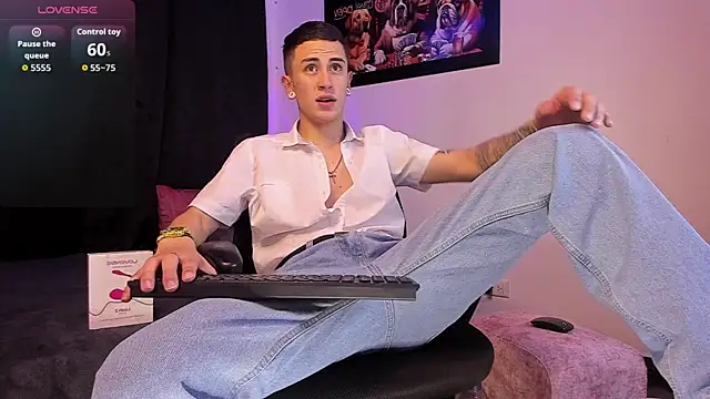 Snapshot of Sebas_maverick chatting on September 25, 2025, 3:21 am Sebas maverick online show from September 25, 2025, 3:21 am