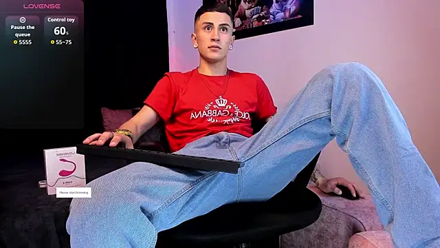 Snapshot of Sebas_maverick chatting on September 26, 2025, 3:43 am Sebas maverick online show from September 26, 2025, 3:43 am