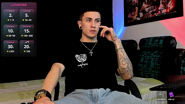 Snapshot of Sebas_maverick chatting on November 24, 2025, 11:59 pm Sebas maverick online show from November 24, 2025, 11:59 pm