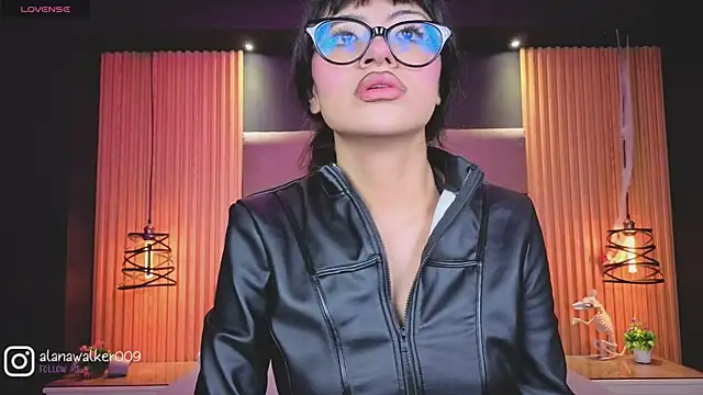 AlanaWalker9 online show from February 27, 2026, 3:28 am