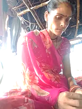 Snapshot of H_seema chatting on October 8, 2025, 1:47 am H seema online show from October 8, 2025, 1:47 am