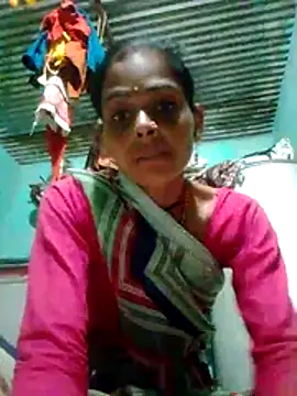 Snapshot of H_seema chatting on October 16, 2025, 3:13 pm H seema online show from October 16, 2025, 3:13 pm