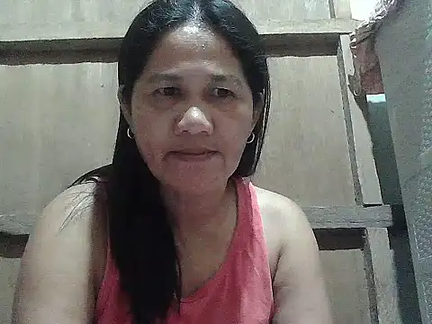 Snapshot of hotmama_063 chatting on May 13, 2026, 9:33 pm hotmama 063 online show from May 13, 2026, 9:33 pm