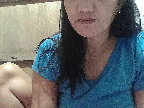 hotmama 063 online show from July 6, 2026, 9:17 pm