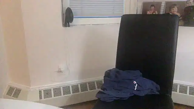 Snapshot of edger4lif3 chatting on October 31, 2025, 9:38 pm edger4lif3 online show from October 31, 2025, 9:38 pm