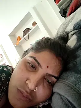 Snapshot of LUCKY_cut chatting on May 5, 2026, 5:48 am LUCKY cut online show from May 5, 2026, 5:48 am