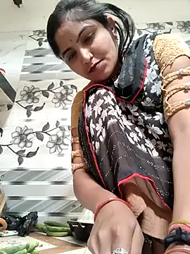 Snapshot of LUCKY_cut chatting on May 9, 2026, 2:50 am LUCKY cut online show from May 9, 2026, 2:50 am