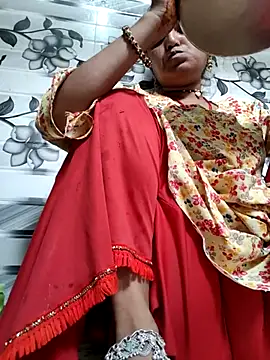 Snapshot of LUCKY_cut chatting on May 19, 2026, 1:56 am LUCKY cut online show from May 19, 2026, 1:56 am