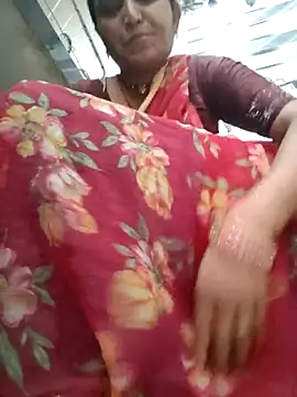 Snapshot of LUCKY_cut chatting on June 10, 2026, 1:50 am LUCKY cut online show from June 10, 2026, 1:50 am