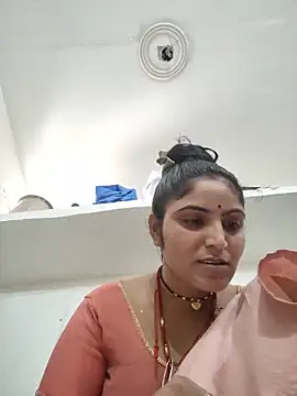 Snapshot of LUCKY_cut chatting on June 22, 2026, 3:08 am LUCKY cut online show from June 22, 2026, 3:08 am