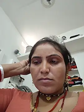 Snapshot of LUCKY_cut chatting on June 28, 2026, 3:56 am LUCKY cut online show from June 28, 2026, 3:56 am