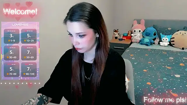 Kitten Alissa online show from May 12, 2026, 11:29 am
