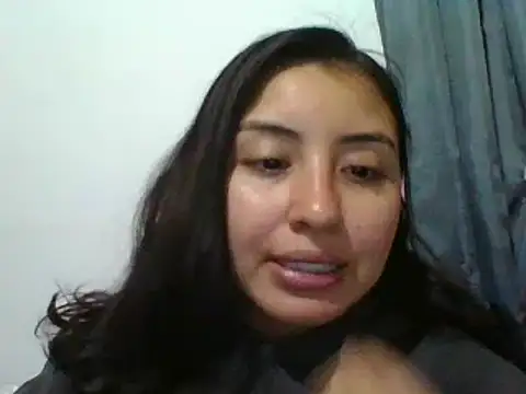 Snapshot of _Romilly_ chatting on November 23, 2025, 3:06 am Romilly online show from November 23, 2025, 3:06 am