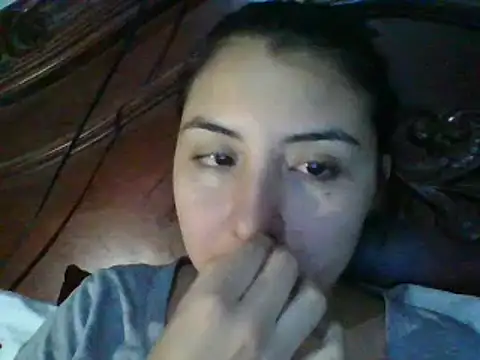 Snapshot of _Romilly_ chatting on February 28, 2026, 4:35 am Romilly online show from February 28, 2026, 4:35 am