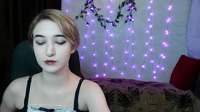 Snapshot of Lust4Money chatting on November 16, 2025, 12:49 am Lust4Money online show from November 16, 2025, 12:49 am