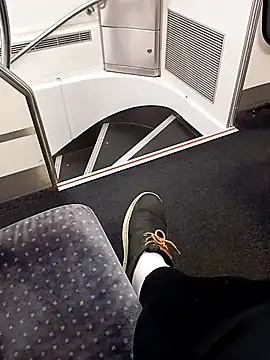 Snapshot of YourBigOne20 chatting on October 15, 2025, 10:21 pm YourBigOne20 online show from October 15, 2025, 10:21 pm